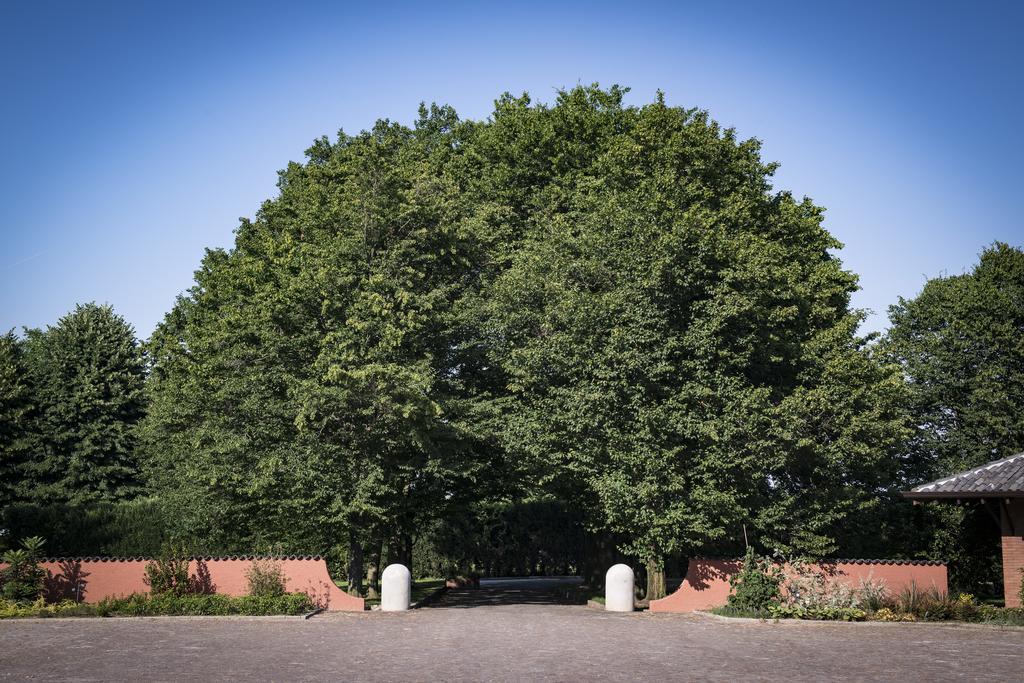 Agriturismo Tenuta "Il Cigno" Villanterio Eksteriør bilde