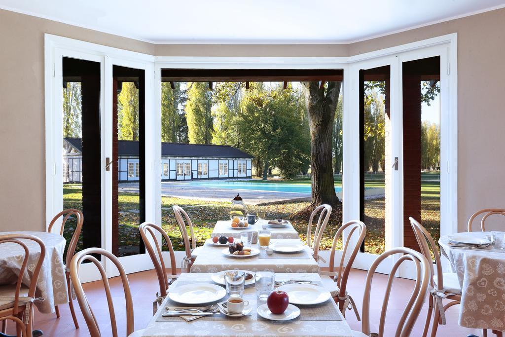 Agriturismo Tenuta "Il Cigno" Villanterio Eksteriør bilde