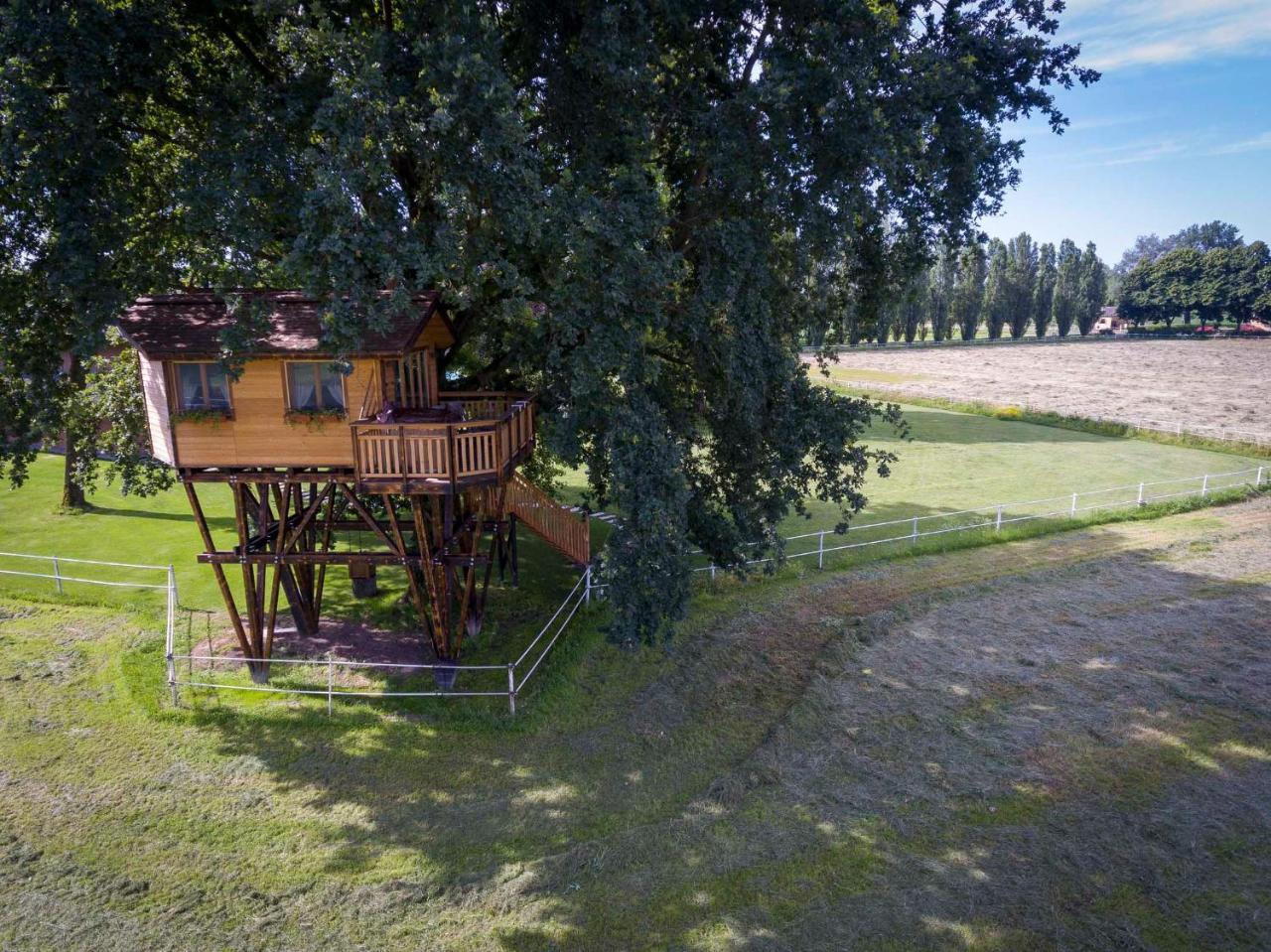 Agriturismo Tenuta "Il Cigno" Villanterio Eksteriør bilde